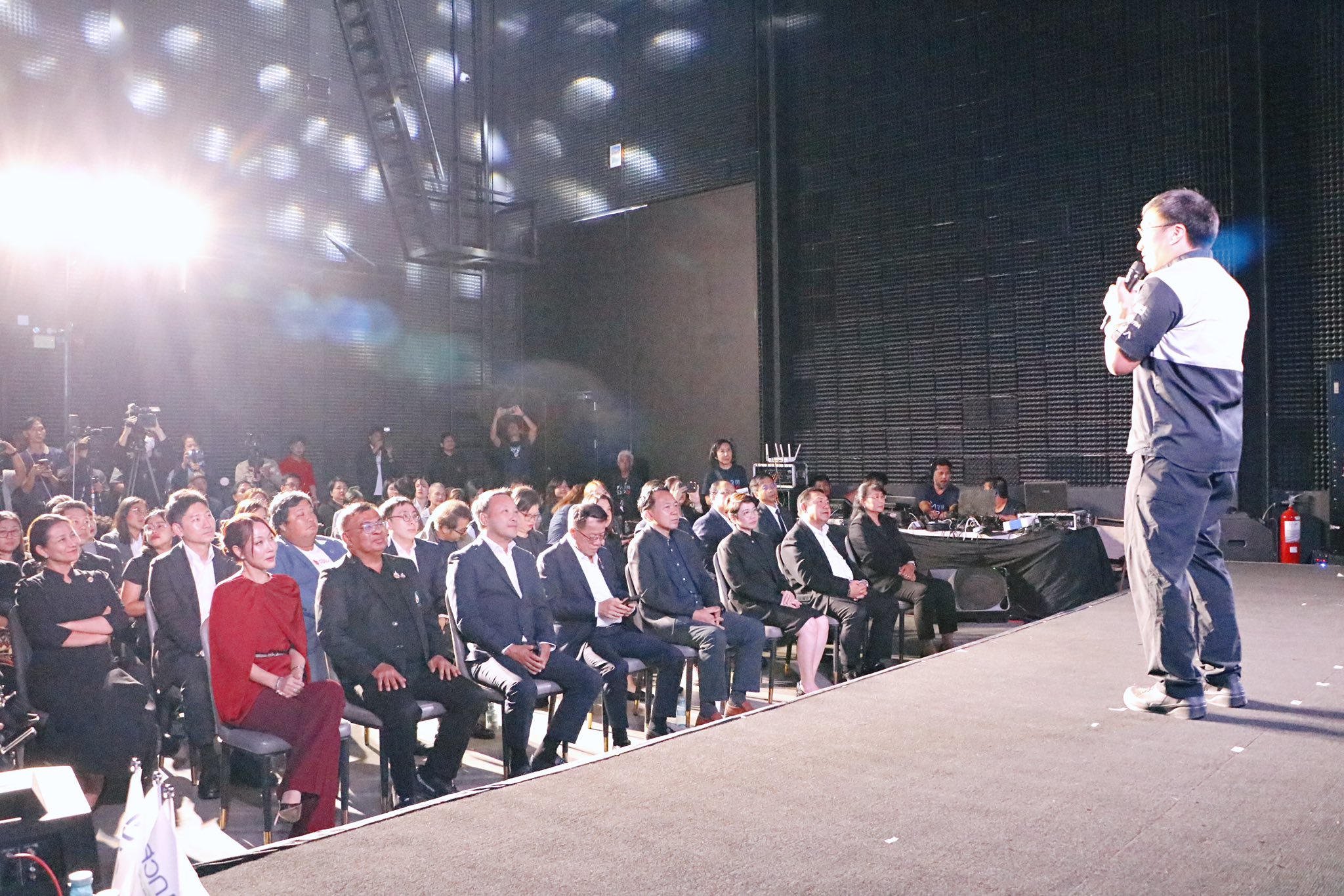 title - ส.ป.ก. ร่วมงาน MOU ขับเคลื่อนพัฒนาธุรกิจ เทคโนโลยี และส่งเสริมตลาดอุตสาหกรรมเกษตรไทย